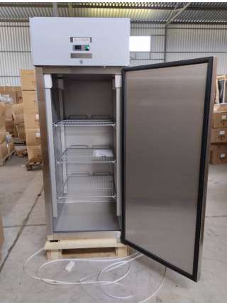 Холодильна шафа Gooder GN-650TN