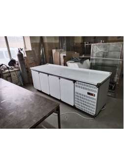 Холодильный стол 4 двери Холодильный стол 4 двери