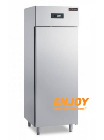 Холодильна шафа Gemm EFN01